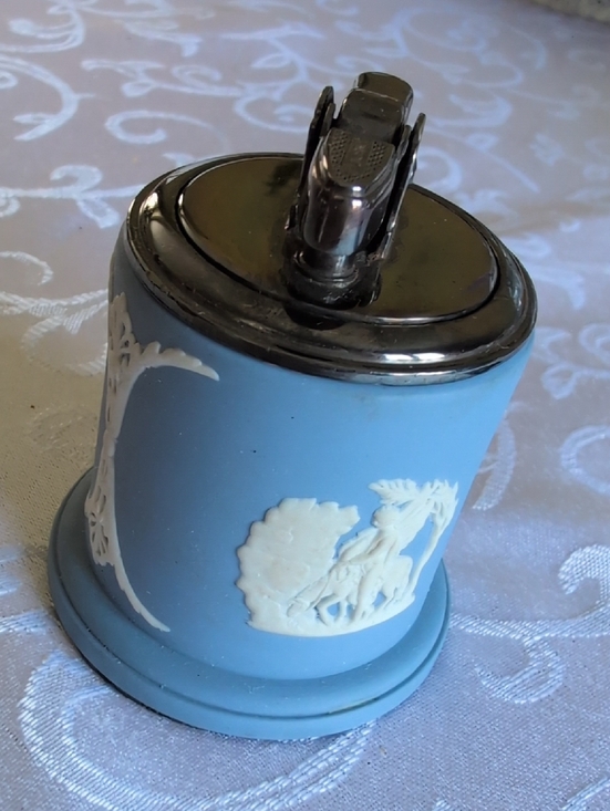 Wedgwood Other - 1954 Wedgwood Blue Jasperware Table Lighter with White Relief